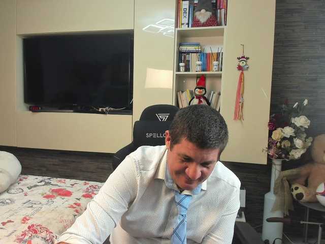 spatacusdaddy48 live cam preview