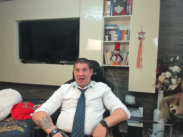spatacusdaddy48