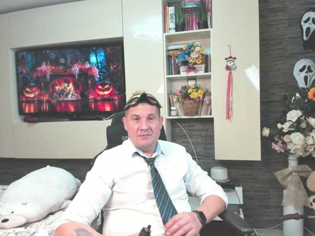 spatacusdaddy48