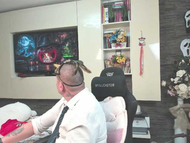 spatacusdaddy48