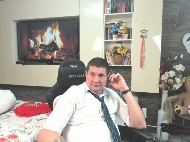 spatacusdaddy48