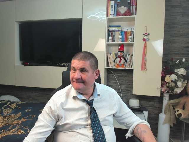 spatacusdaddy48