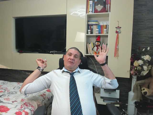 spatacusdaddy48