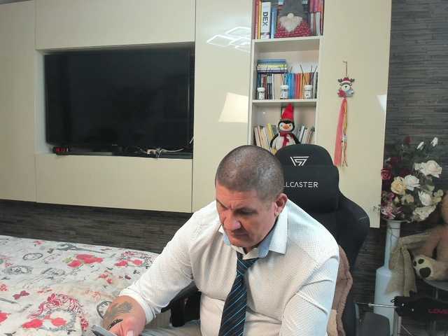 spatacusdaddy48