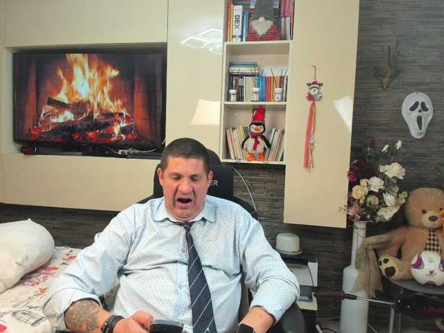 spatacusdaddy48