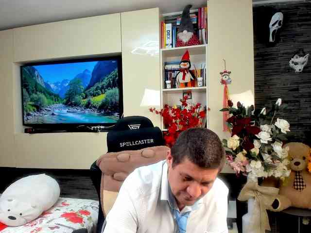 spatacusdaddy48