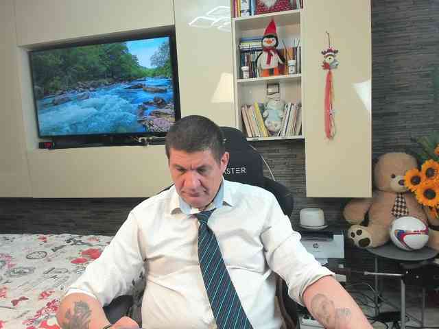 spatacusdaddy48 Sex Cam Show