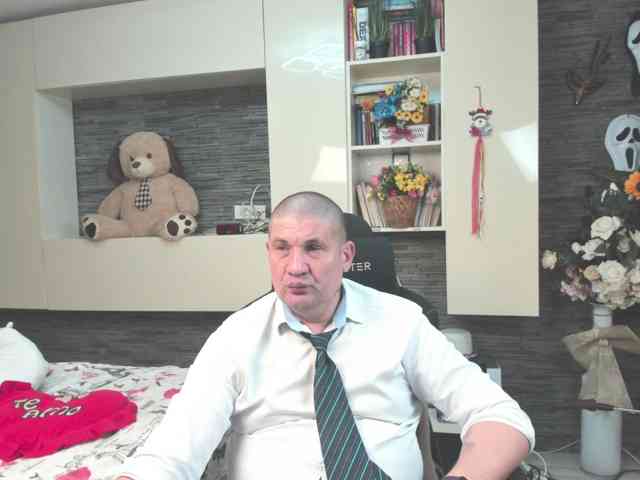 spatacusdaddy48