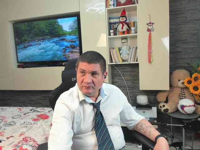 spatacusdaddy48 Sex Cam Show