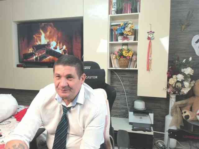 spatacusdaddy48