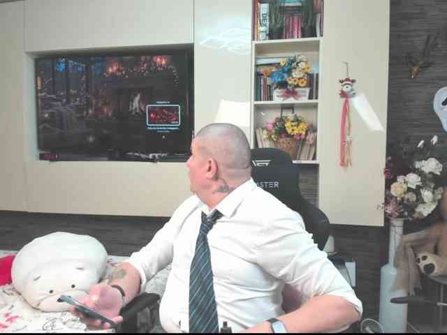 spatacusdaddy48