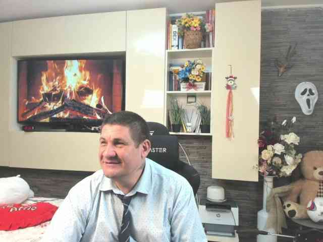 spatacusdaddy48