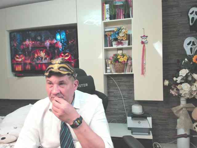 spatacusdaddy48
