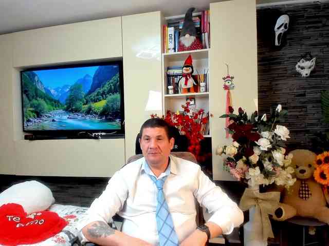 spatacusdaddy48
