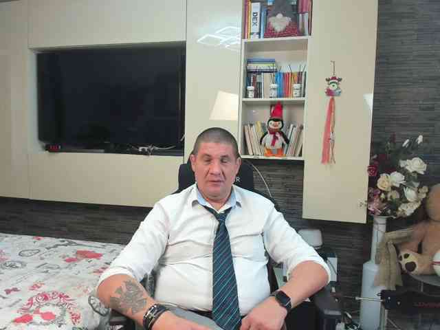spatacusdaddy48