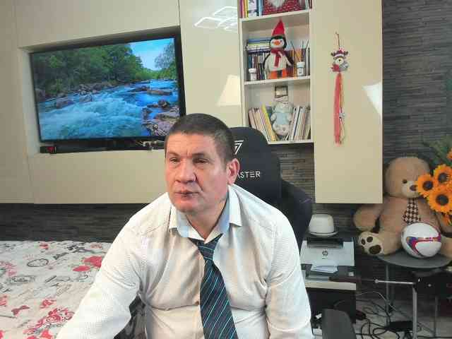 spatacusdaddy48 Sex Cam Show