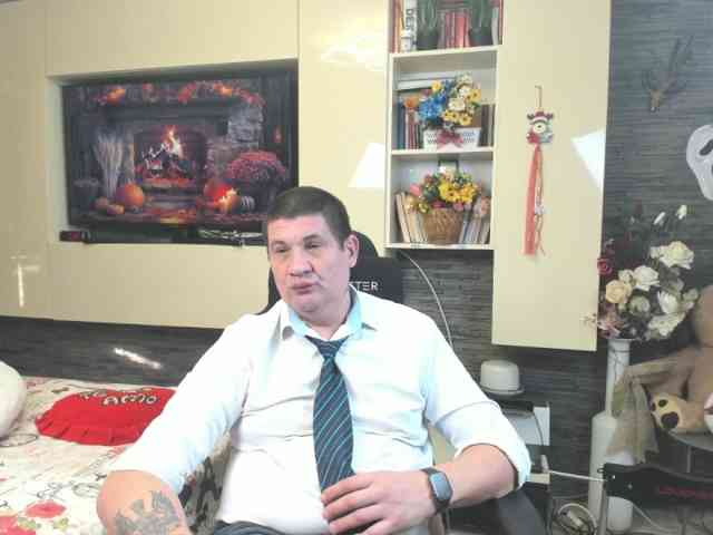 spatacusdaddy48