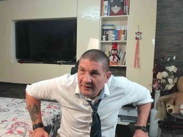 spatacusdaddy48