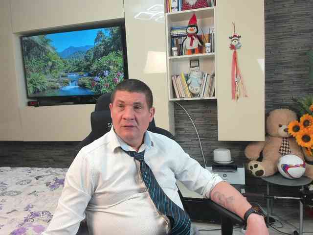 spatacusdaddy48 Sex Cam Show