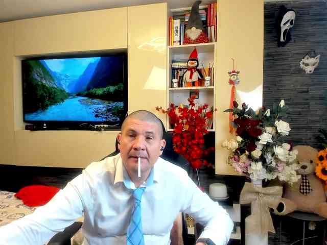 spatacusdaddy48