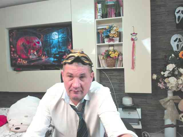 spatacusdaddy48