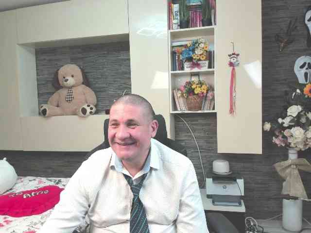 spatacusdaddy48