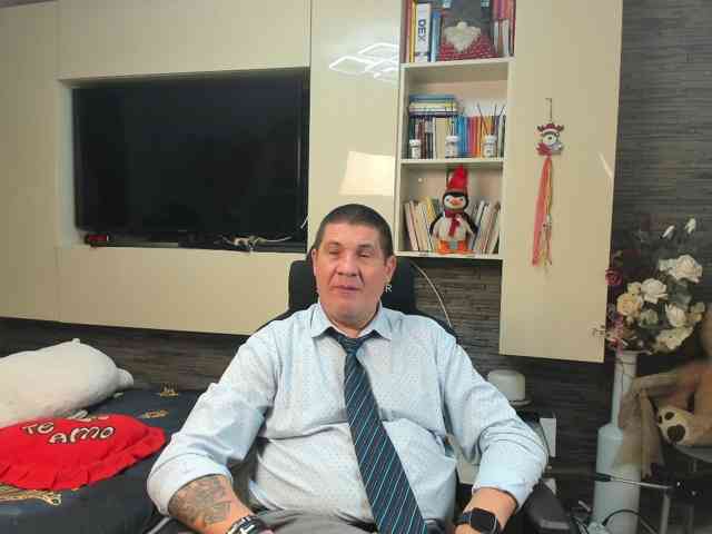 spatacusdaddy48