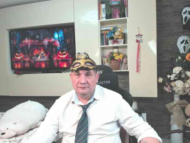spatacusdaddy48