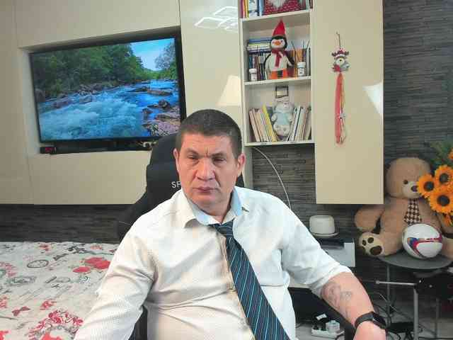 spatacusdaddy48 Sex Cam Show