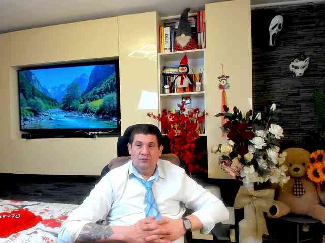 spatacusdaddy48