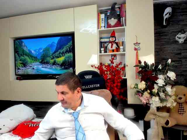 spatacusdaddy48