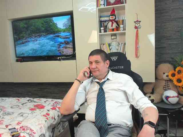spatacusdaddy48 Sex Cam Show