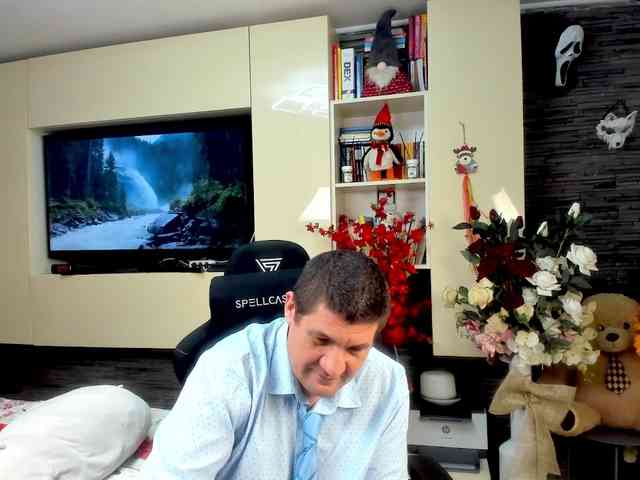 spatacusdaddy48