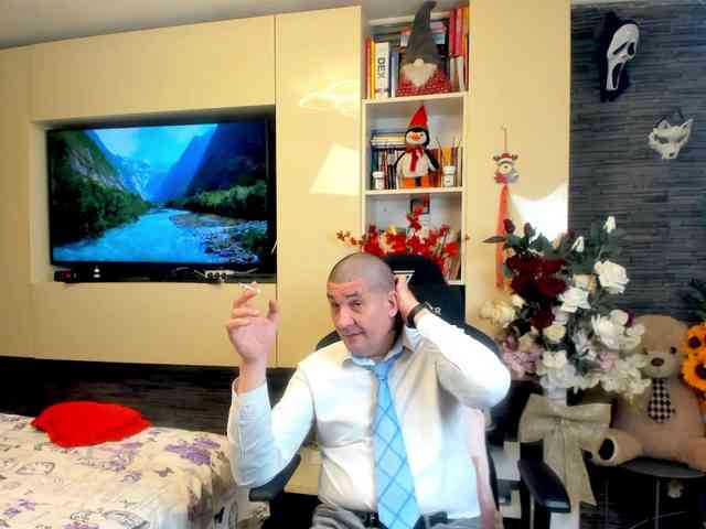 spatacusdaddy48