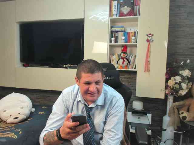spatacusdaddy48
