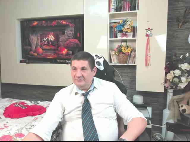 spatacusdaddy48