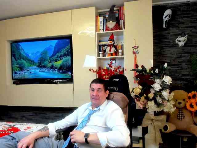 spatacusdaddy48