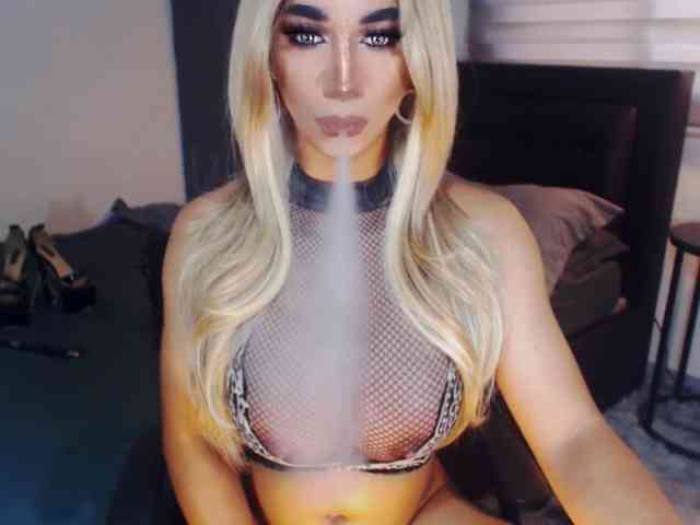 MassiveCockMistress Sex Cam Show