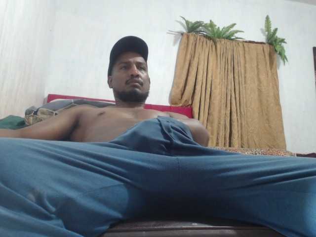 ElCaballeroNegro live webcam show