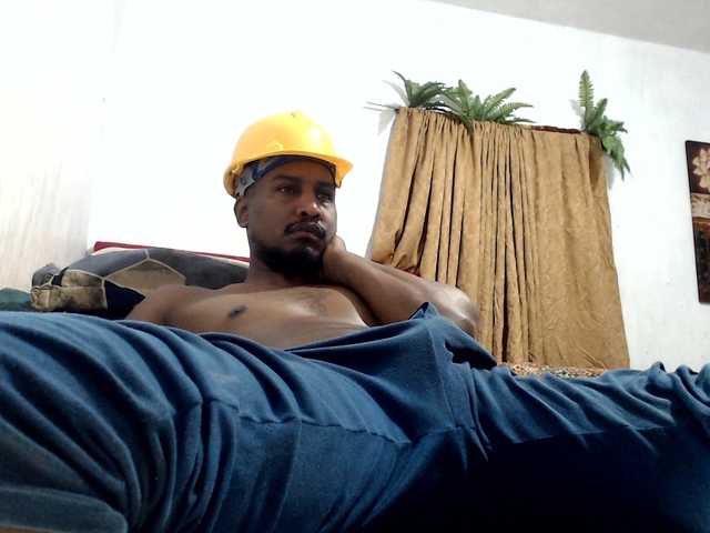 ElCaballeroNegro live webcam show