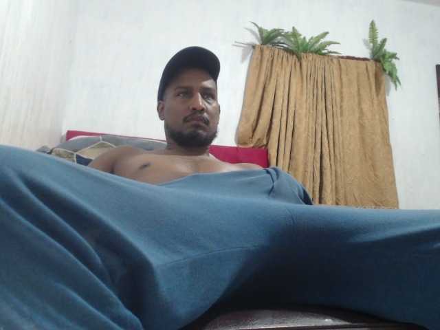 ElCaballeroNegro live webcam show