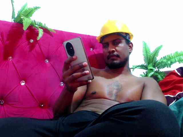 ElCaballeroNegro Sex Cam Show