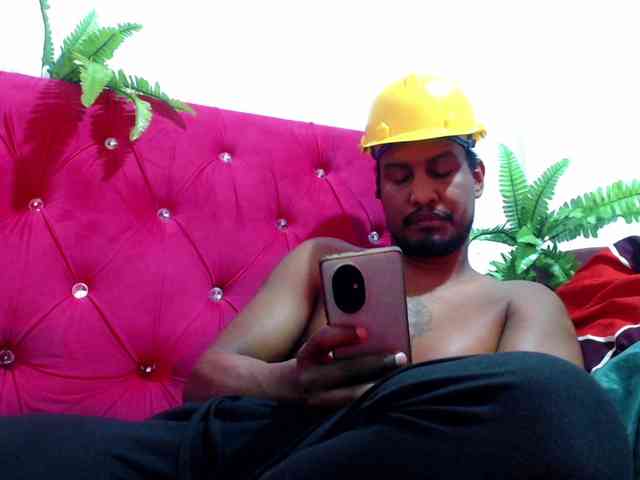 ElCaballeroNegro Sex Cam Show