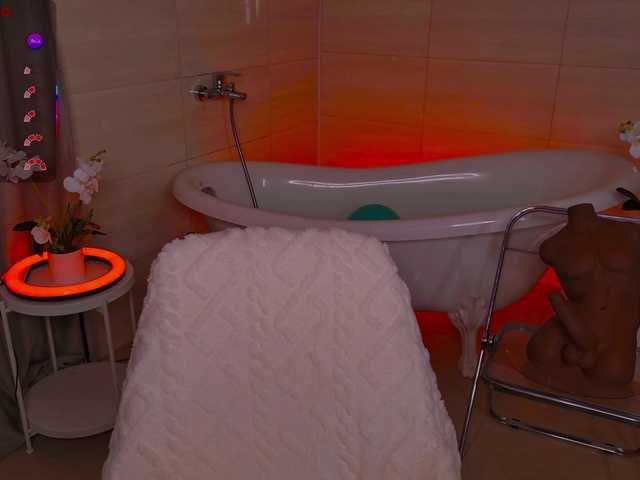 Trixiie live cam on BongaCams