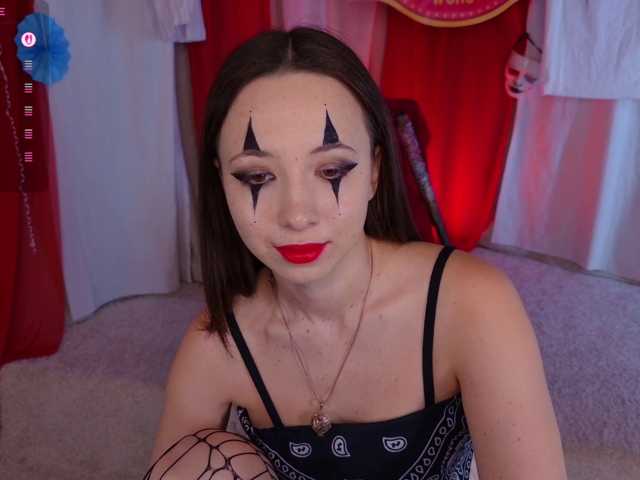 Trixiie live cam on BongaCams