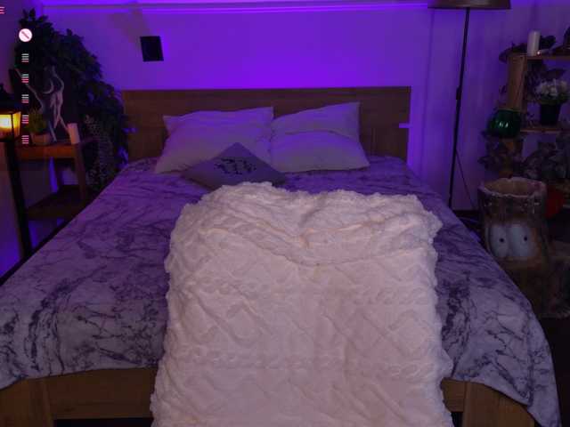 Trixiie live cam on BongaCams