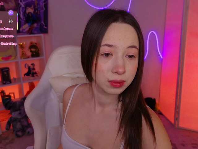 Trixiie live cam on BongaCams