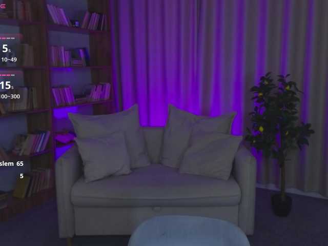 Trixiie live cam on BongaCams