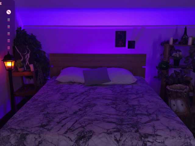 Trixiie live cam on BongaCams