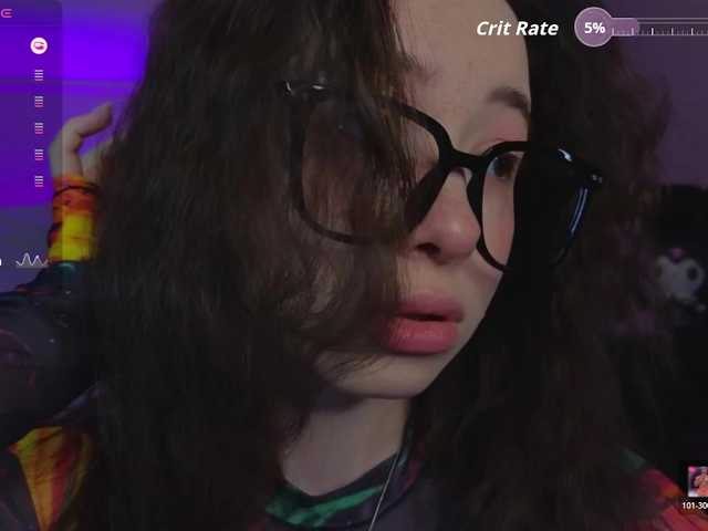 Trixiie's BongaCams show and profile